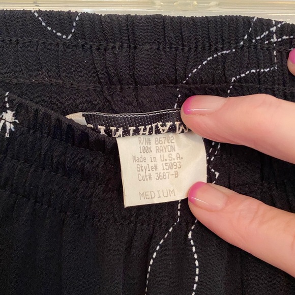 CYNTHIA MAX Black Pantsuit with White Print - M - Picture 3 of 7